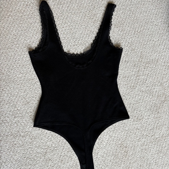 Lovers & Friends Sadie Bodysuit black Small - Picture 5 of 10